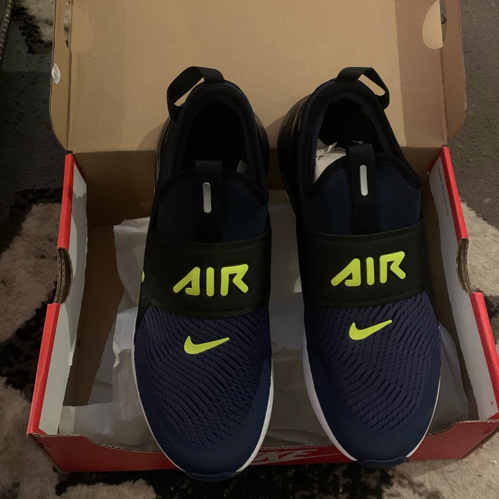 Nike Air Max 270